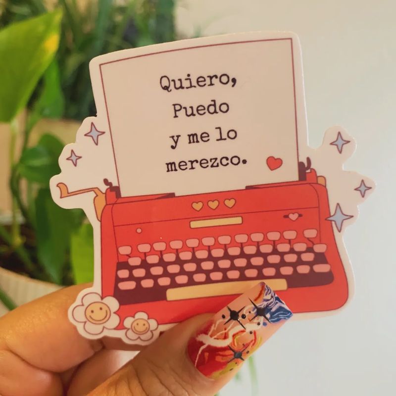 Quiero, Puedo Latina Sticker