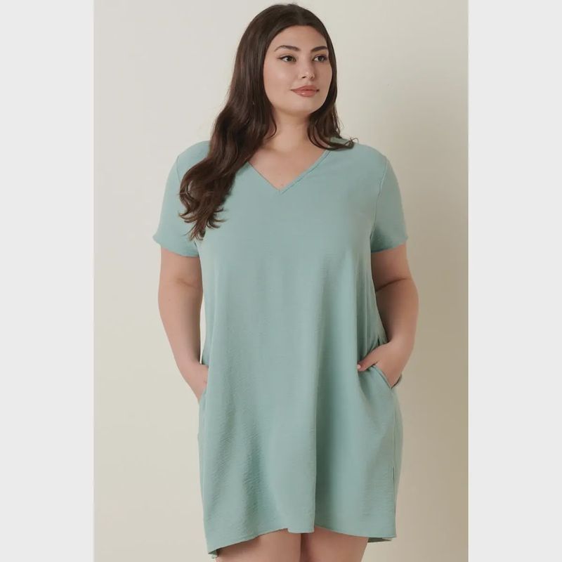 Plus Airflow Short Sleeve Shift Dress
