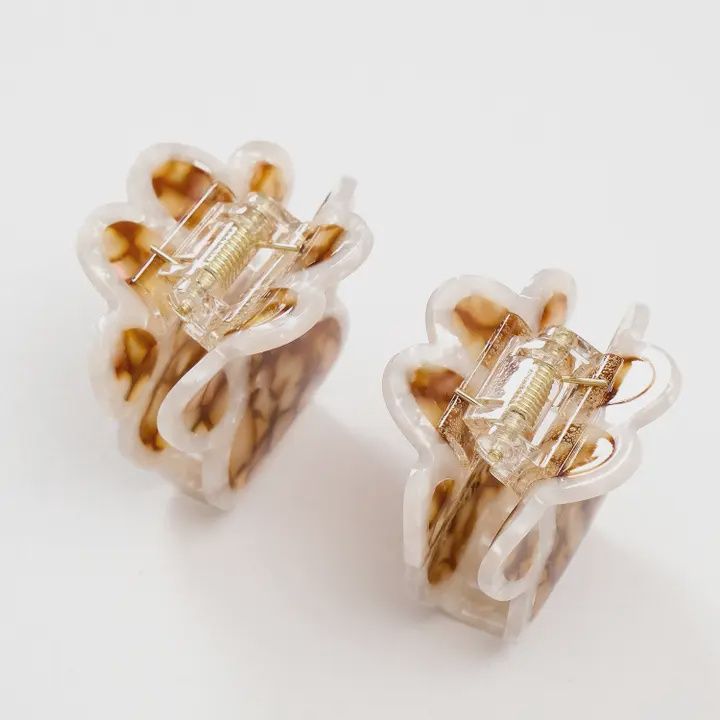 Paw Print Claw Clip