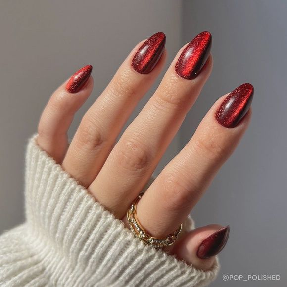 Ruby Slipper Press-On Nails | Short Almond Sparkle Red