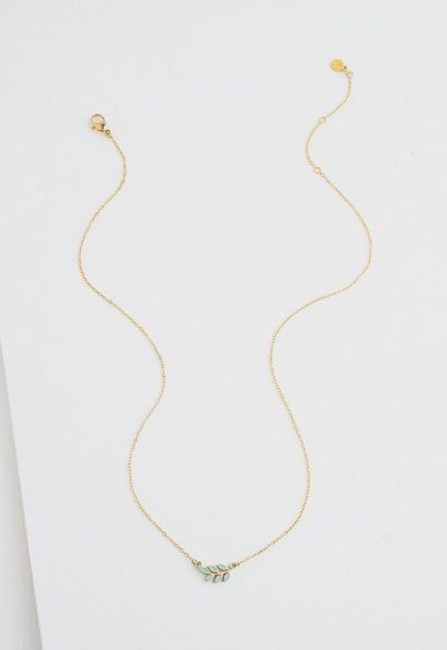 Rowen Leaf Necklace in Mint