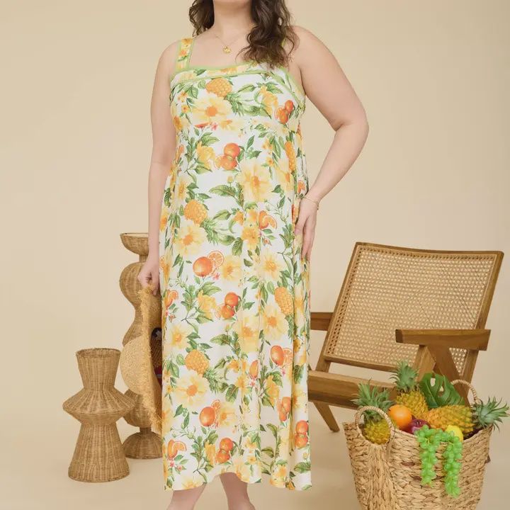 Plus Floral &amp; Fruit Pattern Sleeveless Midi Dress
