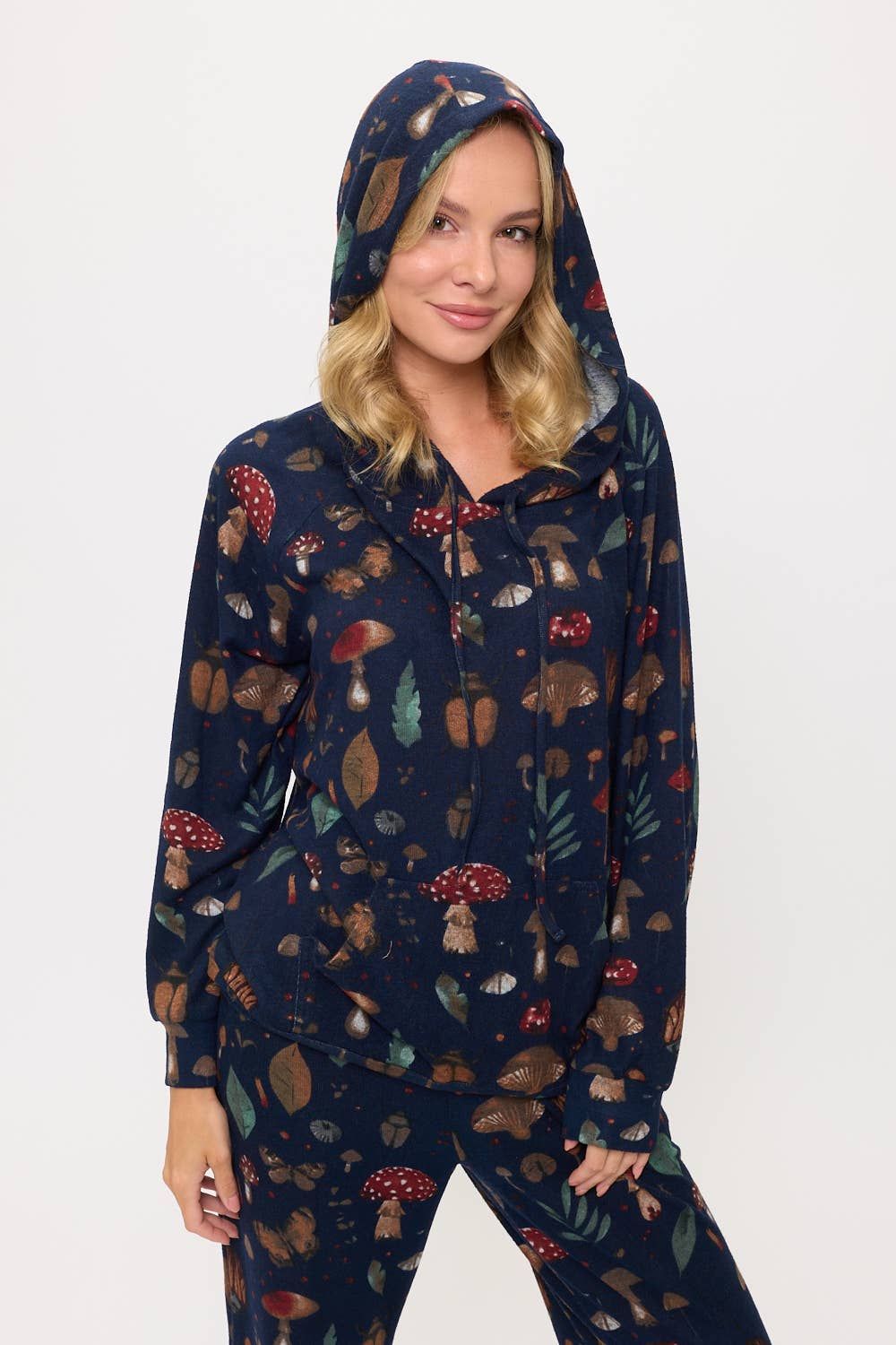 MUSHROOMS AND BUGS PRINT TUNIC HOODIE