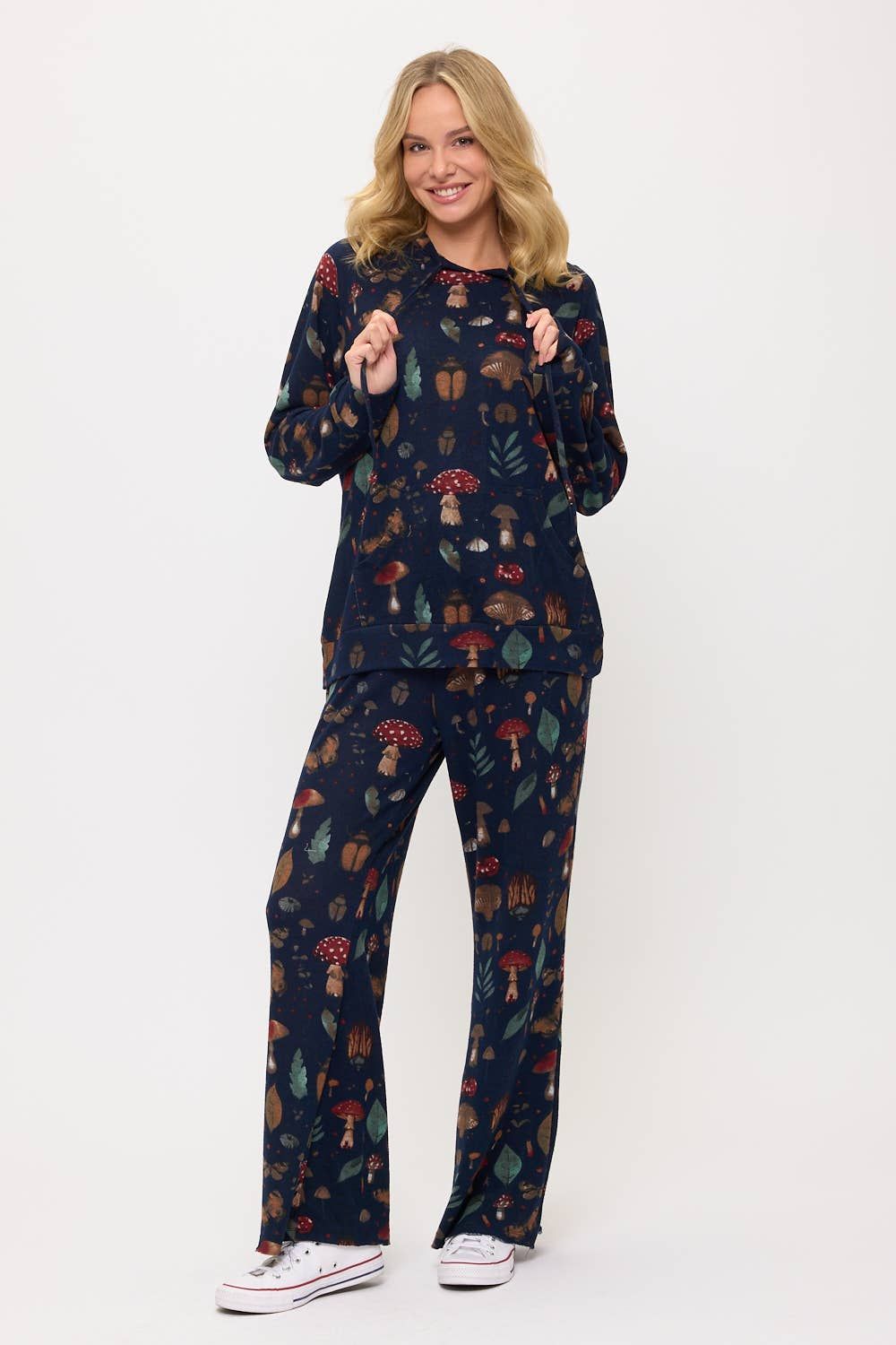 MUSHROOMS AND BUGS PRINT TUNIC HOODIE