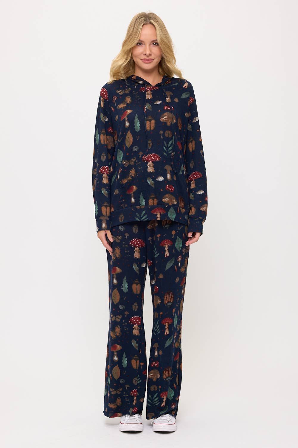 MUSHROOMS AND BUGS PRINT TUNIC HOODIE