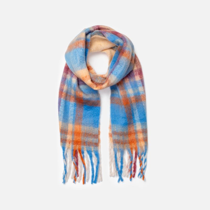Foulard bleu à carreaux oranges et rouges