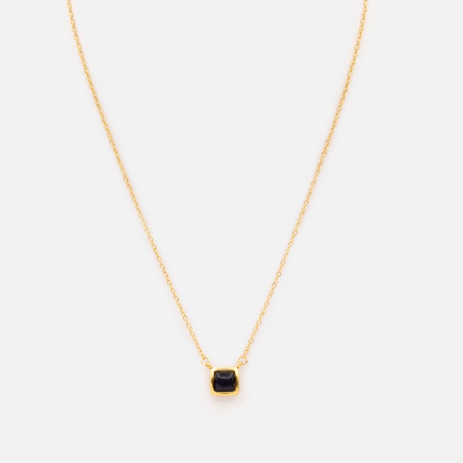 Chaîne dorée avec pendentif carré noir en acier inoxydable