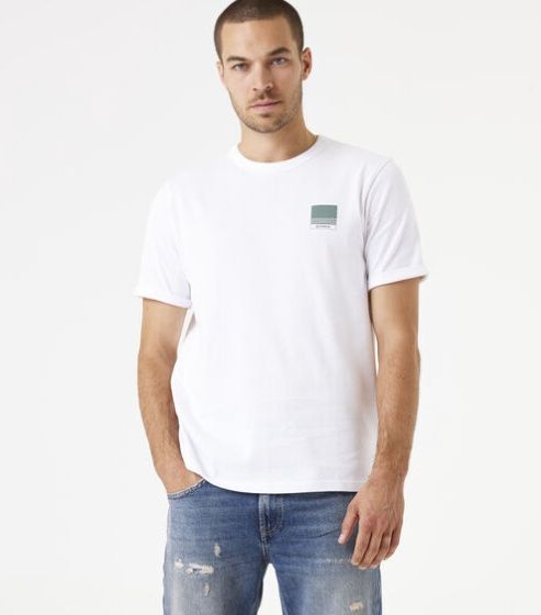 F51002 - White