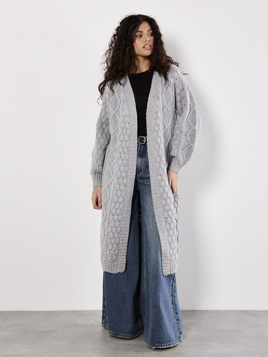 X135790 - Grey