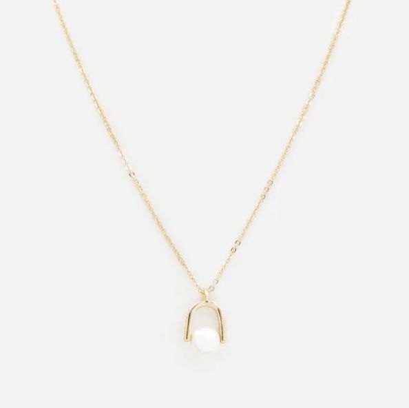 Collier doré breloque cloche avec perle ronde