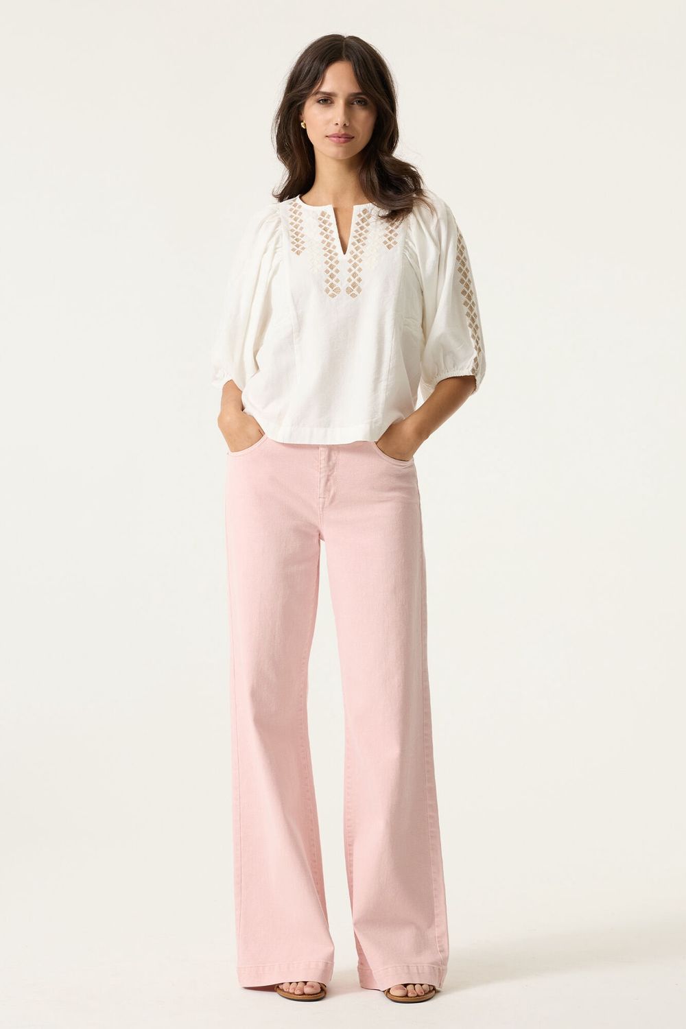 249 - 4865 Coral Brush