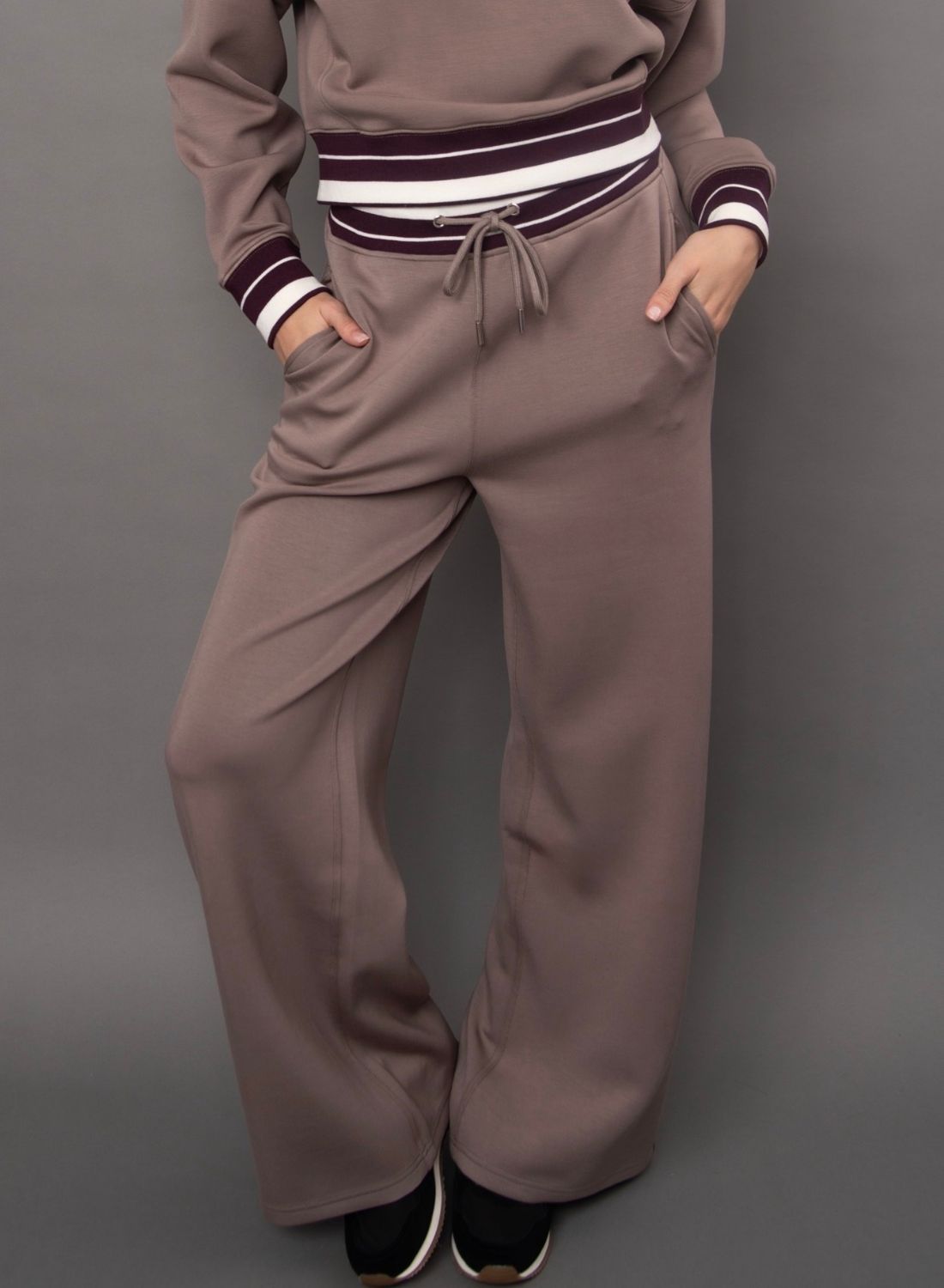 Erika Athletic Signature - Moonrock