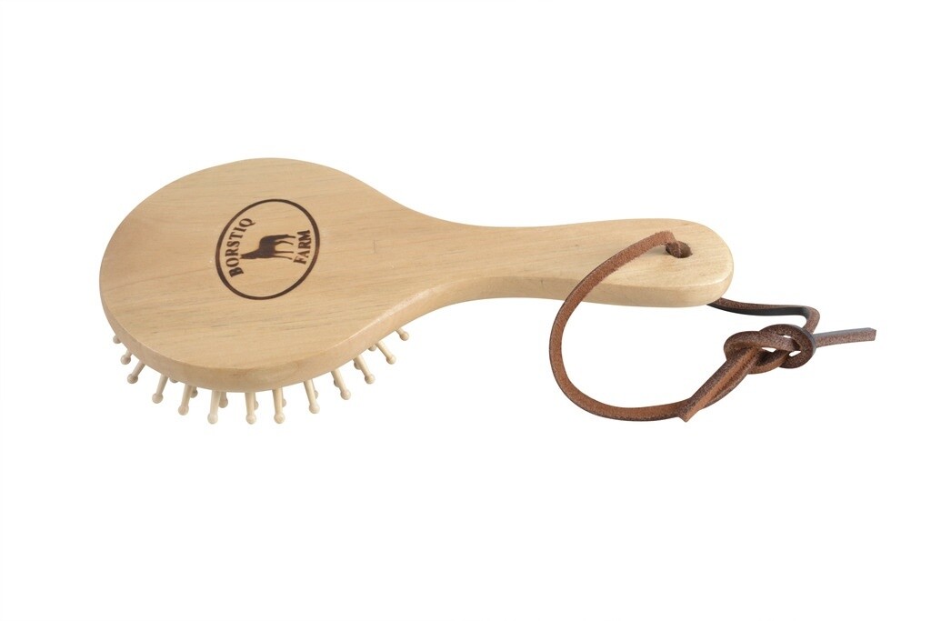 Bristle mane and tail brush