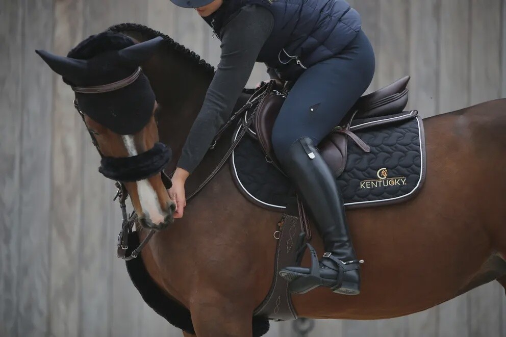Kentucky Noseband Cover Wool Black 28cm