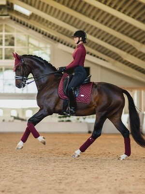 Tapis de selle de dressage New Maroon Full