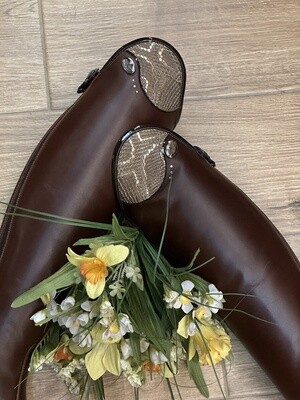 DeNiro Tricolore Salentino 01 Smooth Brown - Regal Brown/Mocha piping/Golden Shadow Stones