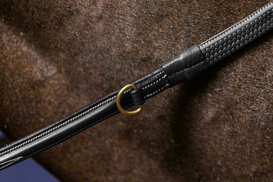 Dy&#39;on 1/2 Howlett Rubber Reins with 7 Leather Stops, Color: Black, Size: Full