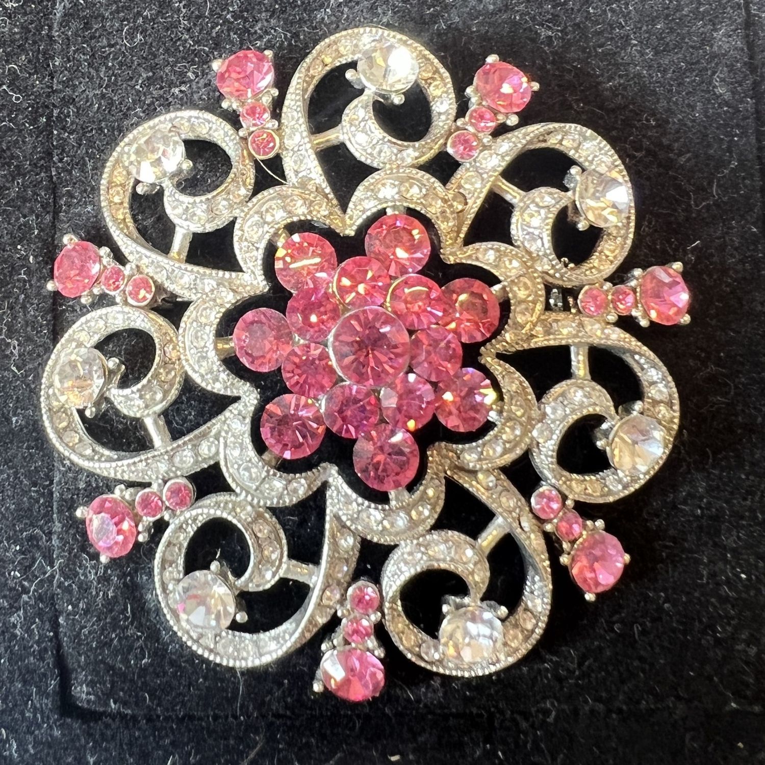 SD Classic Stock Pin, Color: Pink, Size: One Size