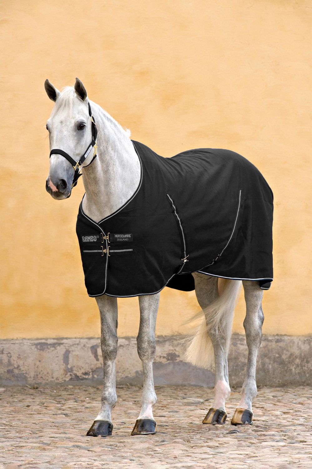 Horseware Rambo Stable Sheet, Color: Black Grey, Size: 140/190/6.3