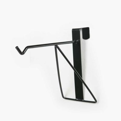 Lami-Cell grooming hook with hanging system