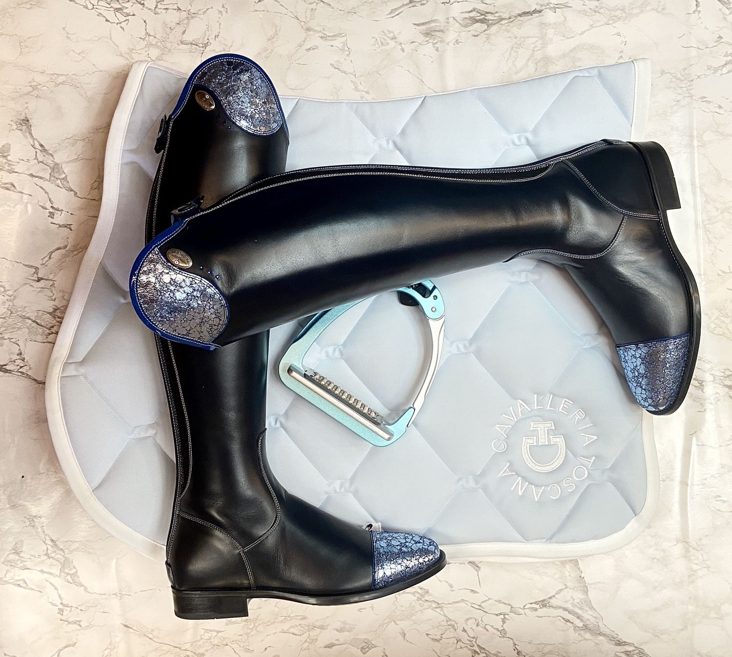 DeNiro Salentino 01/Smooth Blue Ice Sky Patent Electric Blue Crystals RSWB Sapphire, Size: 41,5 MA M