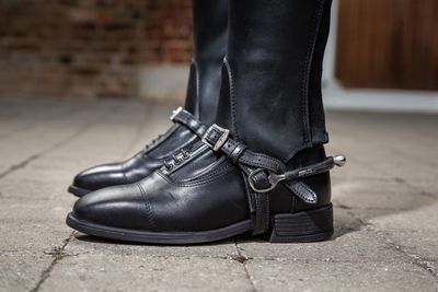 Dy&#39;on Leather spurs Straps