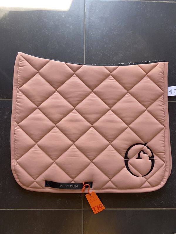 Vestrum Bordeaux Dressage Saddle Pad