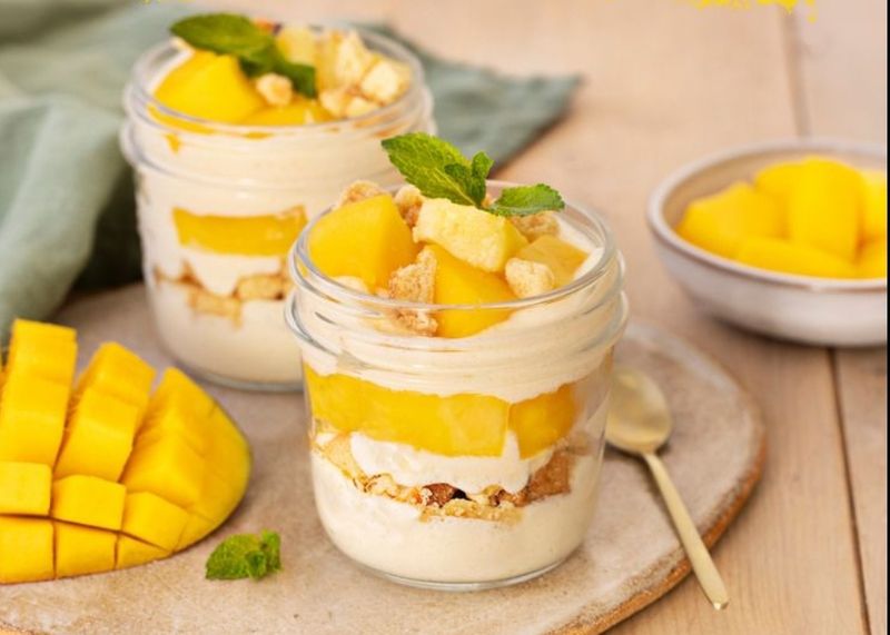 Tiramisu à la mangue 🥭 disponible à partir de samedi 20 juillet 
