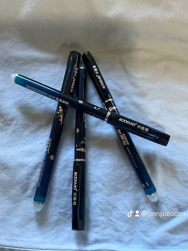 Erasable gel pen Black ink