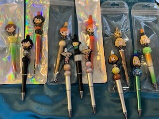 Silicone beaded pens
