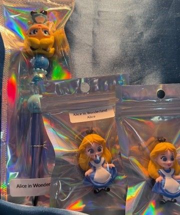 Alice In Wonderland: Disney/ Pixar Doorables and More