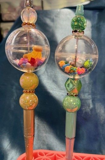 Sequence Globe Pens