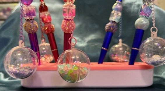 Sequence Globe Pens
