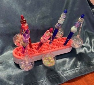 Sequence Globe Pens