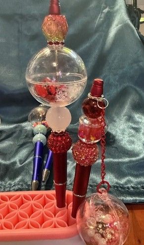 Sequence Globe Pens