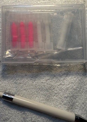 Refillable Diamond painting pen with refills