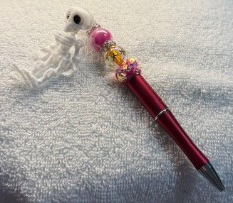 Pens and Key Chains with 3D Printed Characters