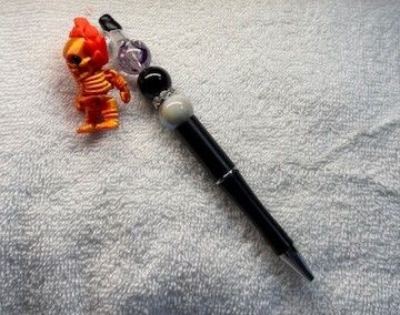 Pens and Key Chains with 3D Printed Characters