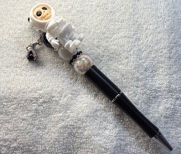 Pens and Key Chains with 3D Printed Characters