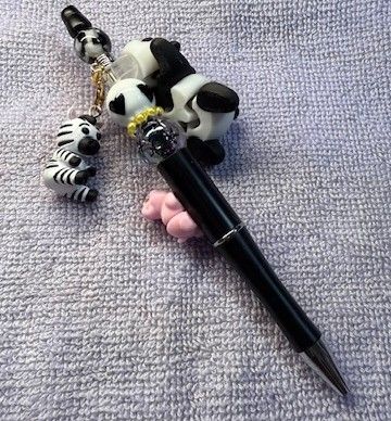 Pens and Key Chains with 3D Printed Characters