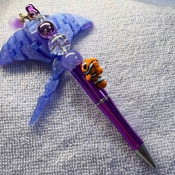 Pens and Key Chains with 3D Printed Characters