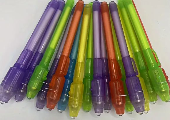 Invisible ink pen spy pen