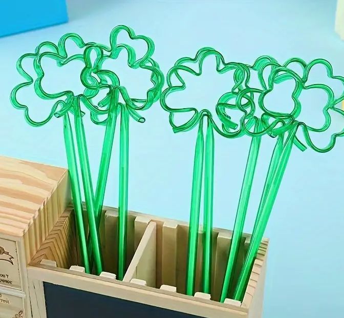 Clover Shaped Round Ballpoint Pen