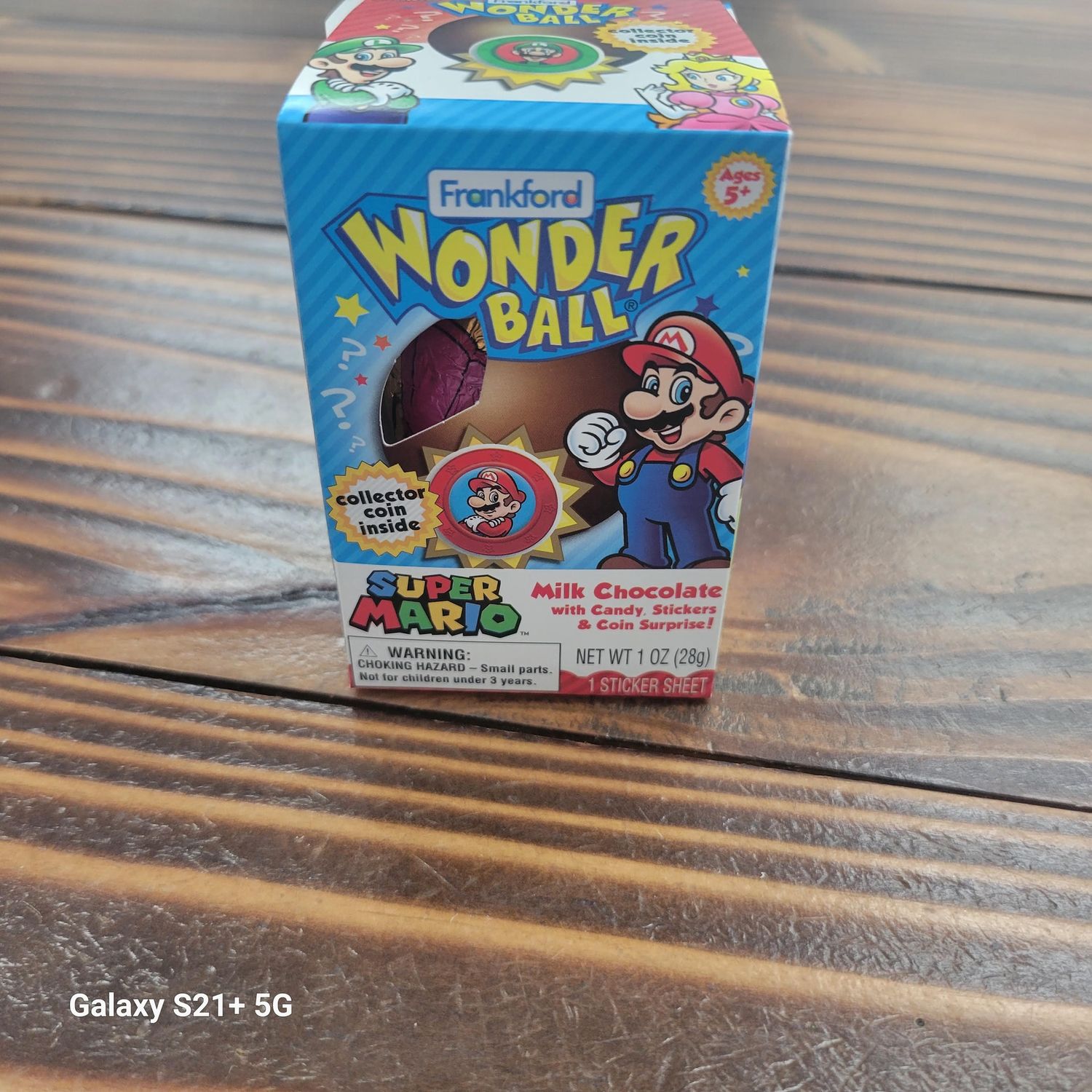 Super Mario Wonder Ball Milk Chocolate with Collectible Coin