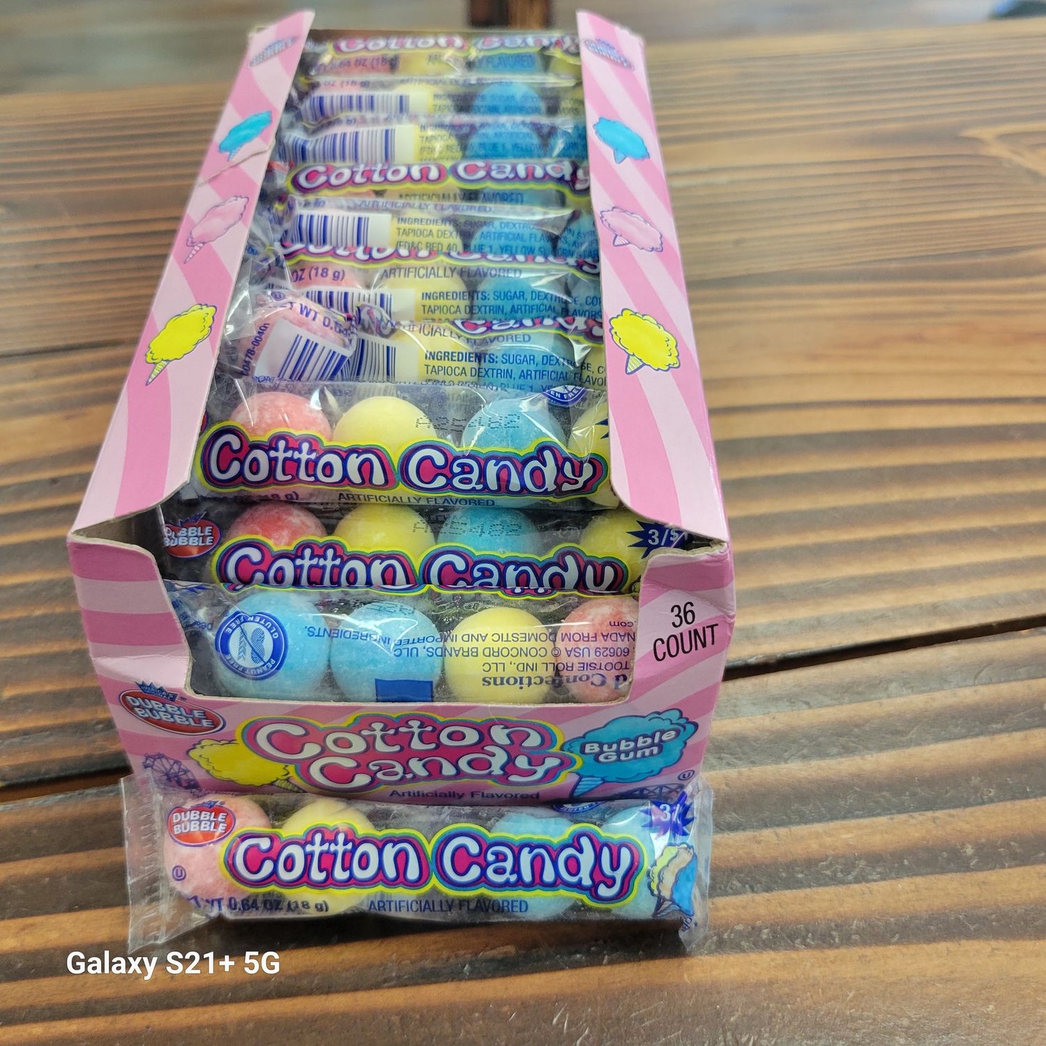 Dubble Bubble Cotton Candy Gum