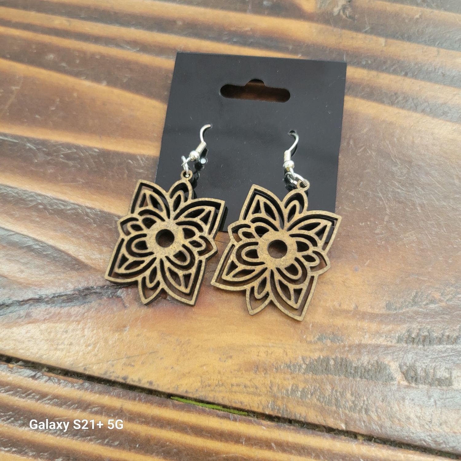 Fernando - Earrings Square Flower Wooden