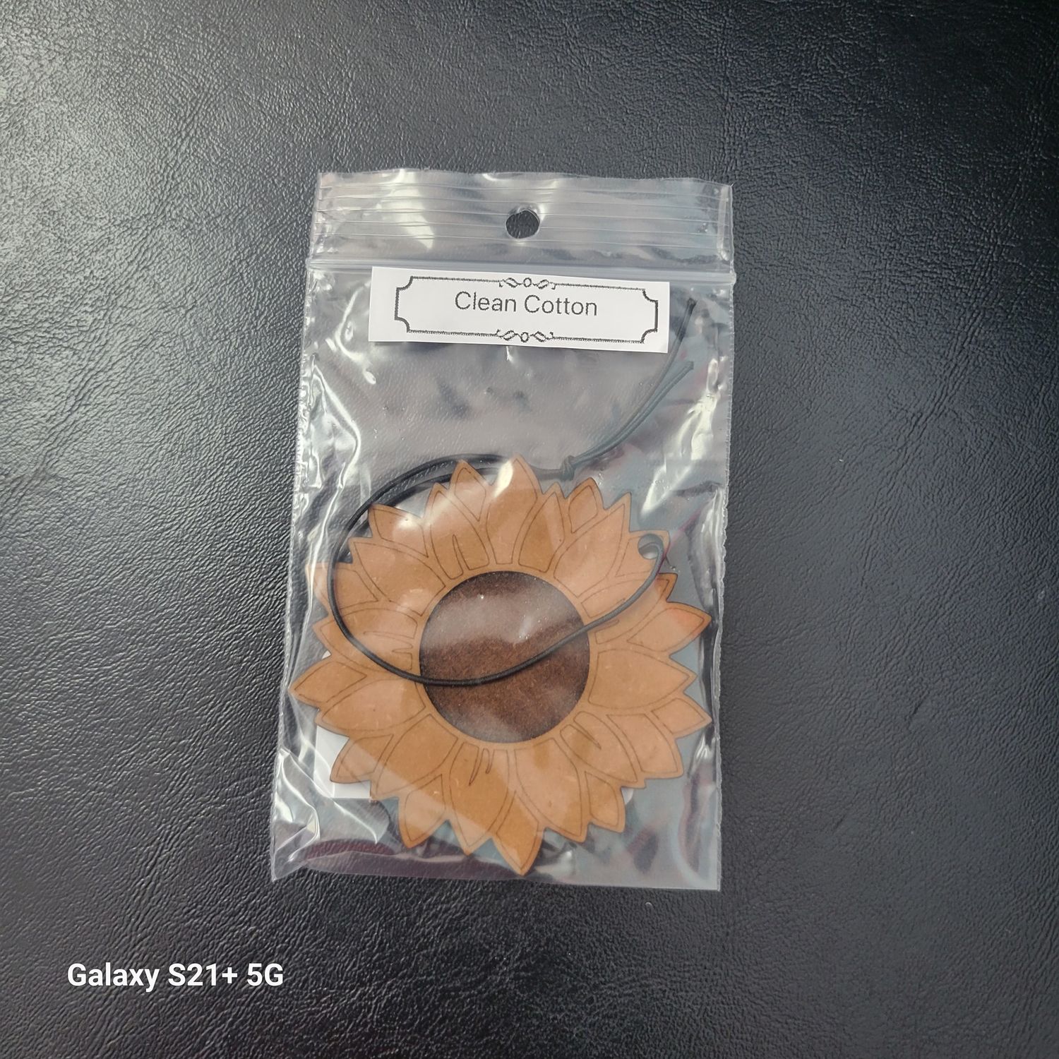 Fernando - Car Freshener Sunflower Clean Cotton Scent