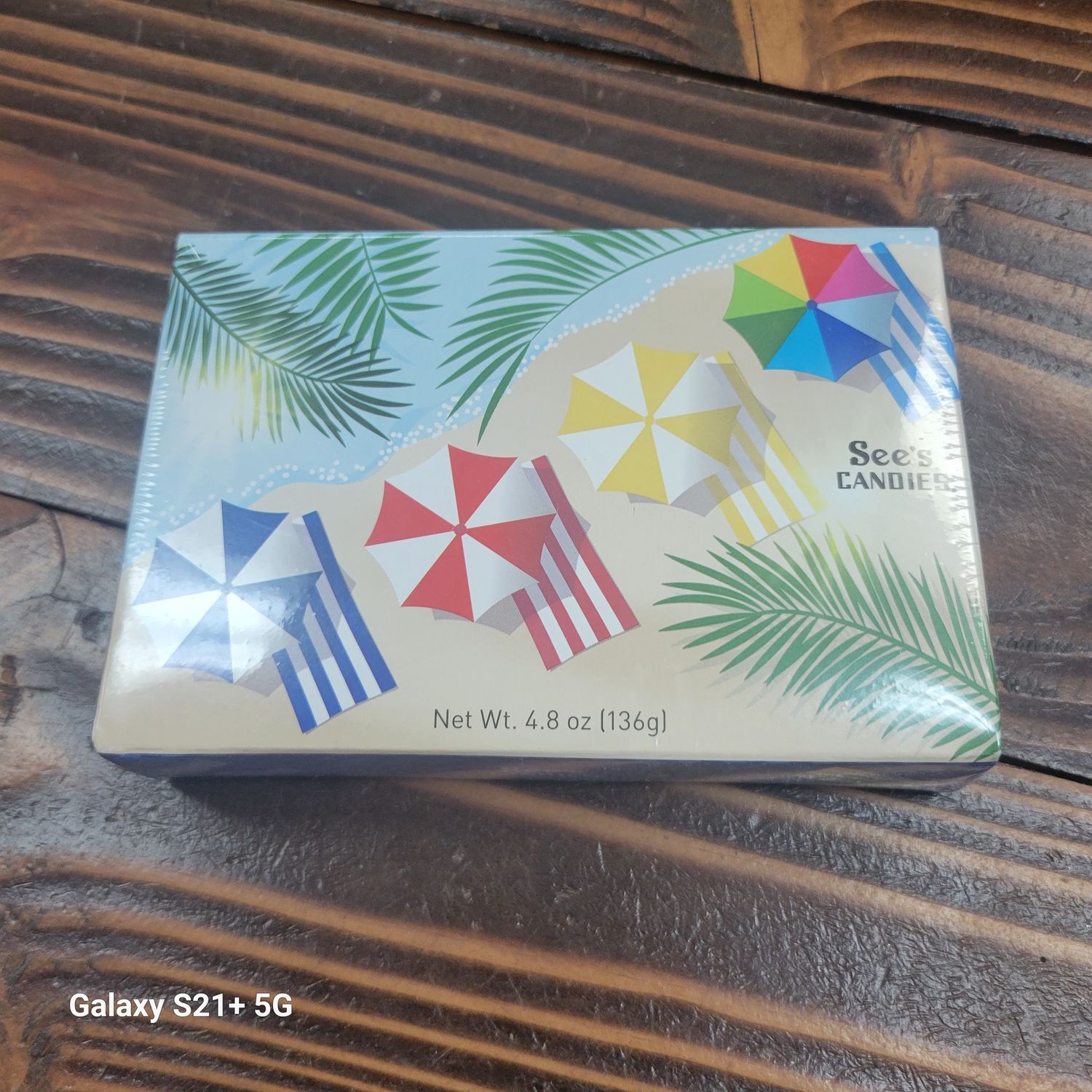 See&#39;s Candy - Beach Days Box