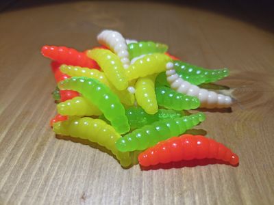 Banana Larva 38mm
