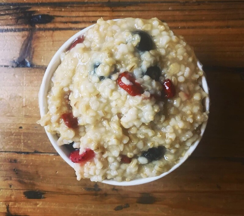 Oatmeal - Berry Berry Goji